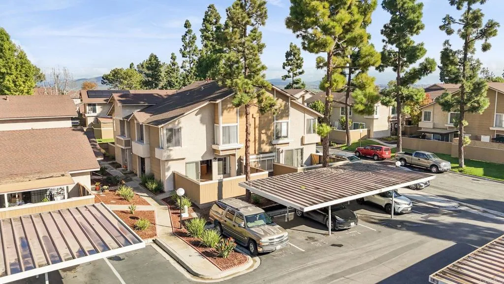 https://cdn.realtyfeed.com/cdn/127/306613671/f80a9186067a8de80f040e19b179ed2a.webp