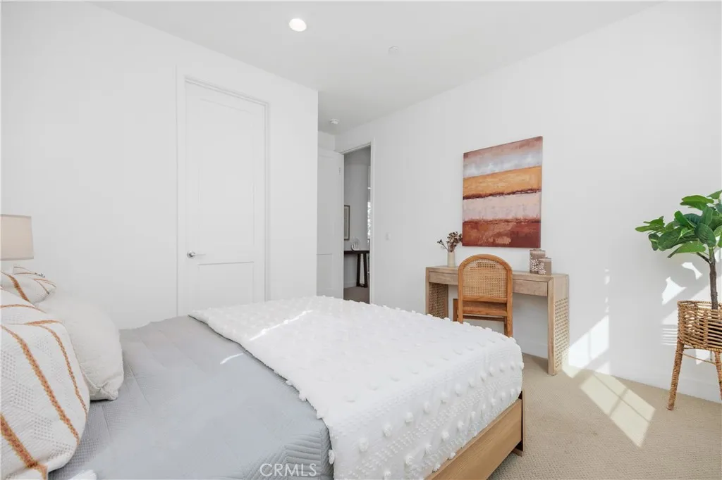 https://cdn.realtyfeed.com/cdn/127/306613712/1c18b926a821a1e5fb2f92a4932bf70b.webp