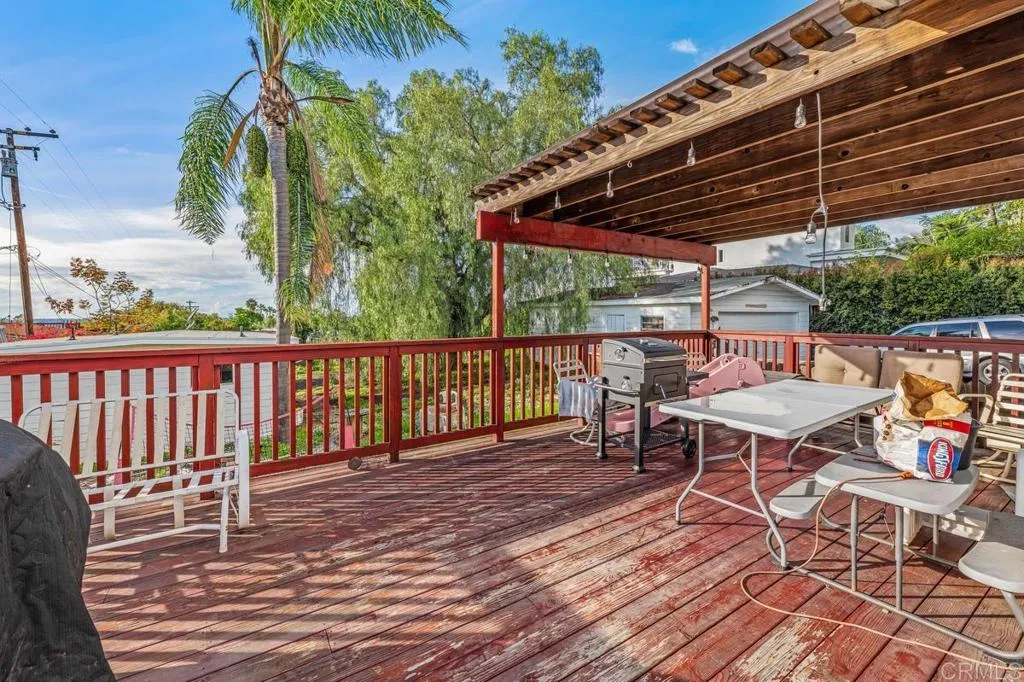https://cdn.realtyfeed.com/cdn/127/306613722/7512b61f22ef3ead905f5917da30fe1d.webp