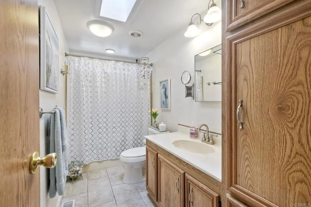 https://cdn.realtyfeed.com/cdn/127/306613758/95c50733ac44283224d21b7896abfe12.webp