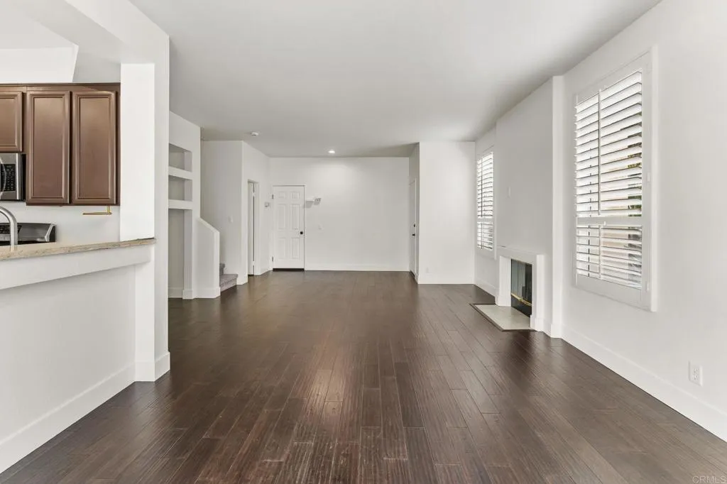 https://cdn.realtyfeed.com/cdn/127/306613760/c76951634f0482212779c71cad36587e.webp