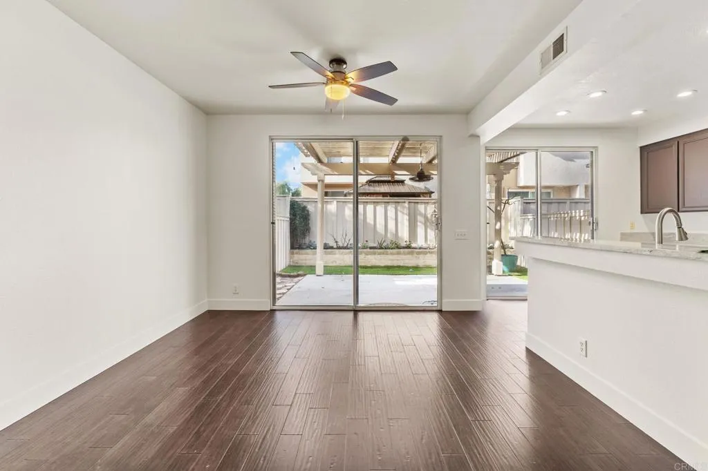 https://cdn.realtyfeed.com/cdn/127/306613760/eb011ac5f87d8014994c9fbd4aaf3b2e.webp