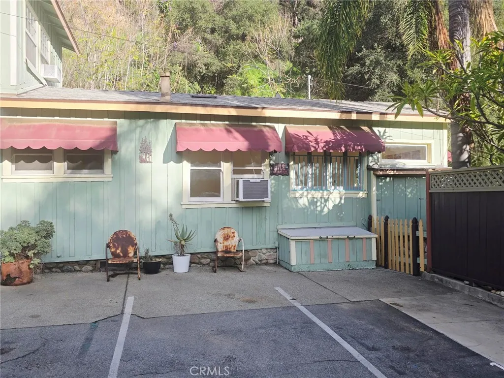 533 Sturtevant Unit A, Sierra Madre, CA 91024
