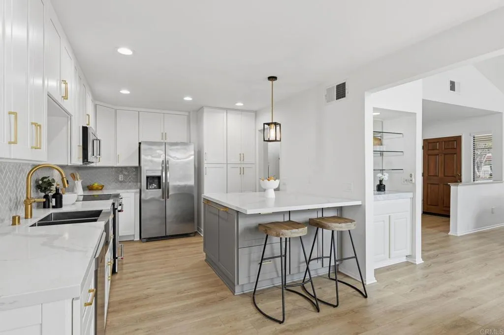 Photo #15: NDP2600176 Listing: Photo #15