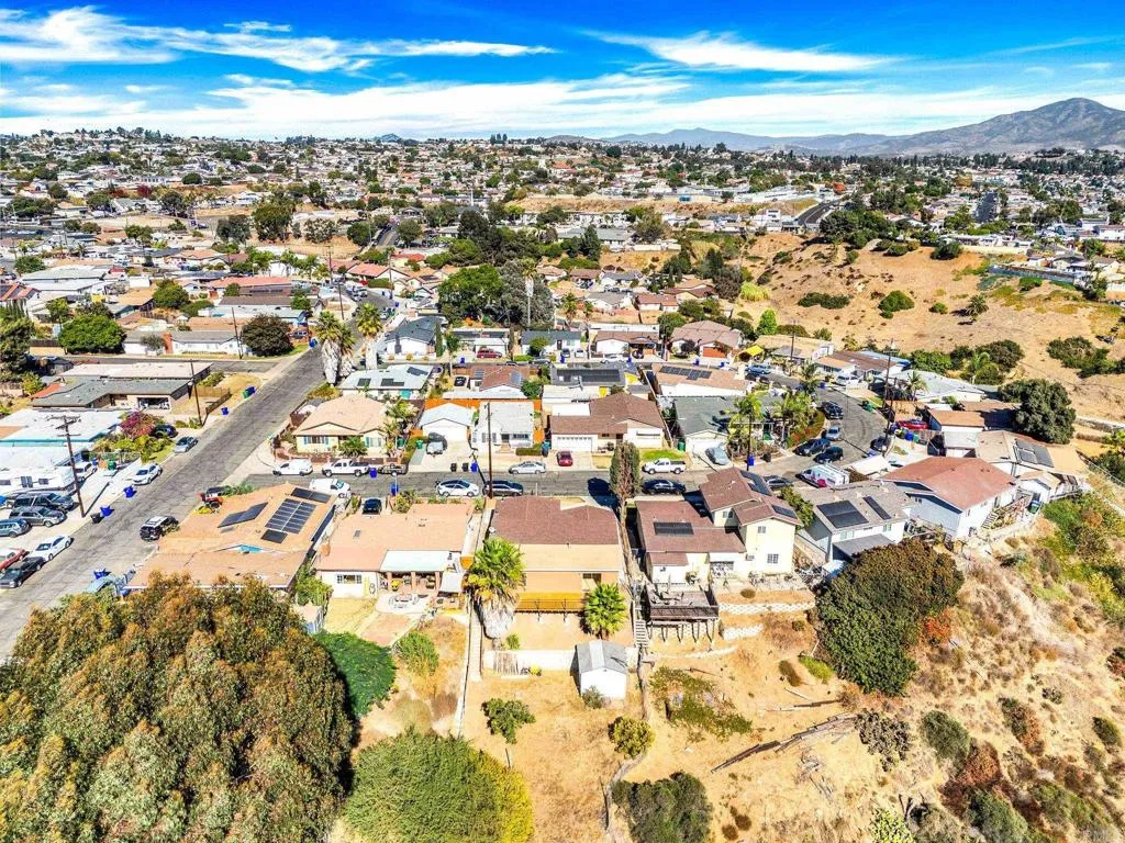 https://cdn.realtyfeed.com/cdn/127/306613894/9e4be3309270f3b9d70cc39596c41088.webp