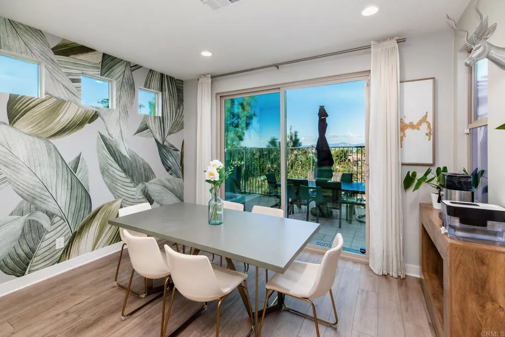 https://cdn.realtyfeed.com/cdn/127/306613990/22e0d627dd342215924d02152545d1cc.webp