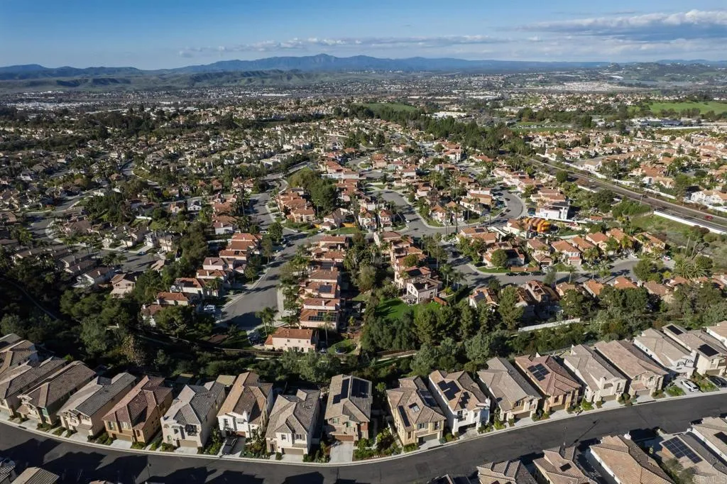 https://cdn.realtyfeed.com/cdn/127/306613990/326cf6a437c56ff035cb94e28684439b.webp