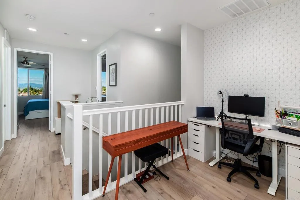 https://cdn.realtyfeed.com/cdn/127/306613990/8364df87057bc9c89a5e48a0799e3586.webp