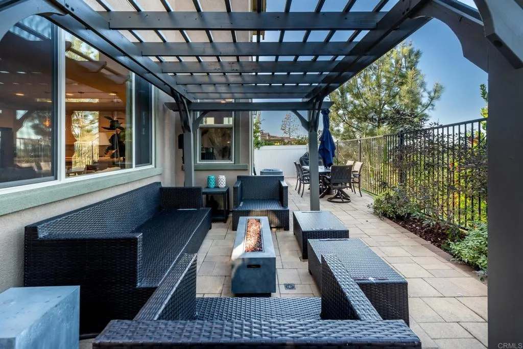 https://cdn.realtyfeed.com/cdn/127/306613990/9cdb7b74fd7adadb3c6950be7bda4608.webp