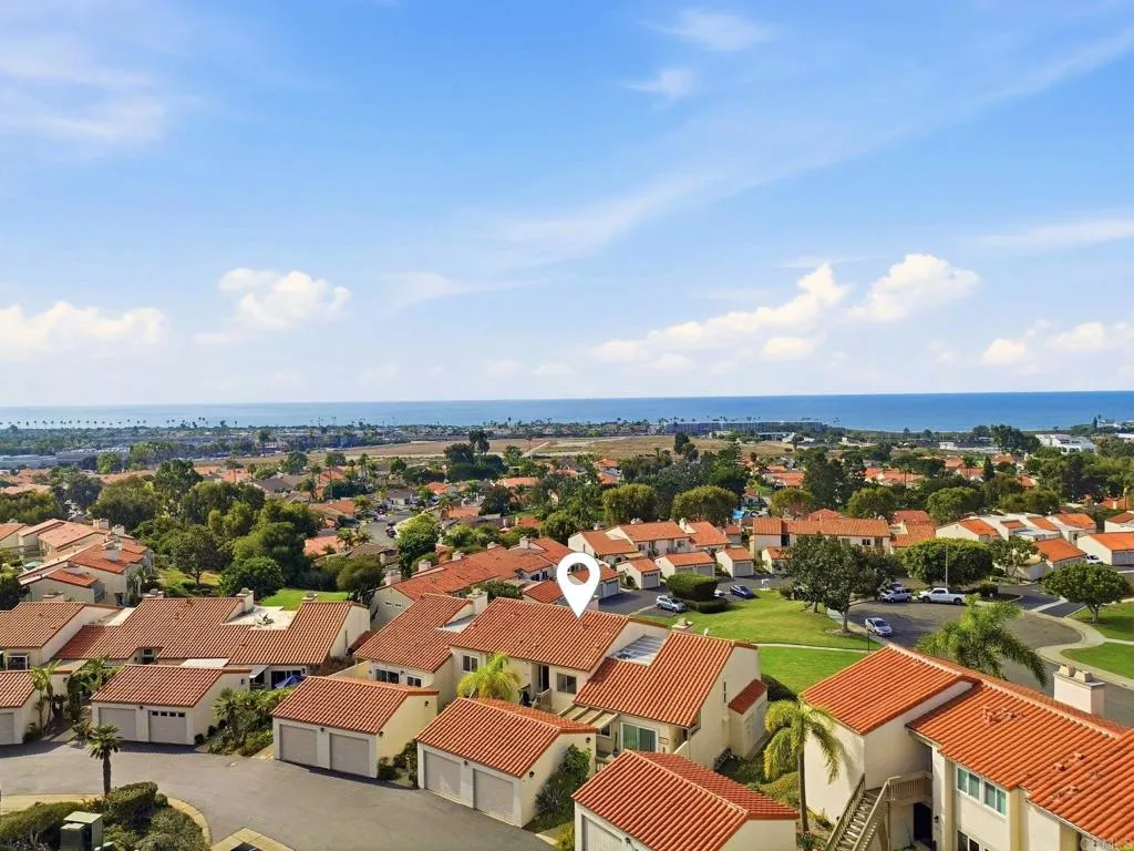 https://cdn.realtyfeed.com/cdn/127/306614036/21870a199902bd0715f2a371a860bd99.webp