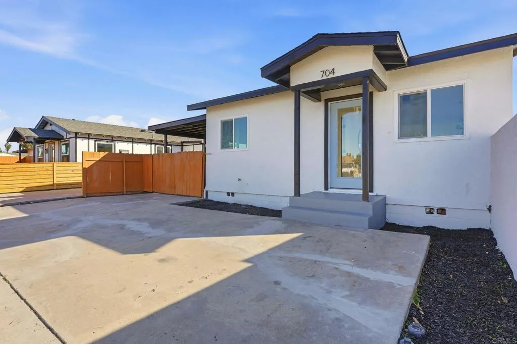 https://cdn.realtyfeed.com/cdn/127/306614056/ff499d0ef975ba1311712ac957bc91b9.webp