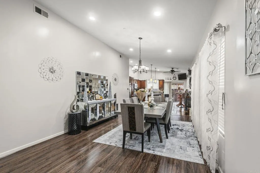 Photo #10: PTP2600180 Listing: Photo #10