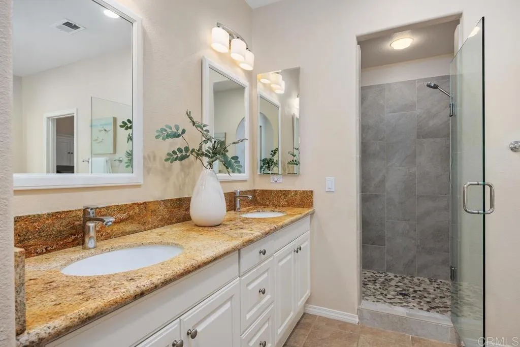https://cdn.realtyfeed.com/cdn/127/306614228/02028824bd9ae26a49fc342645eb804b.webp