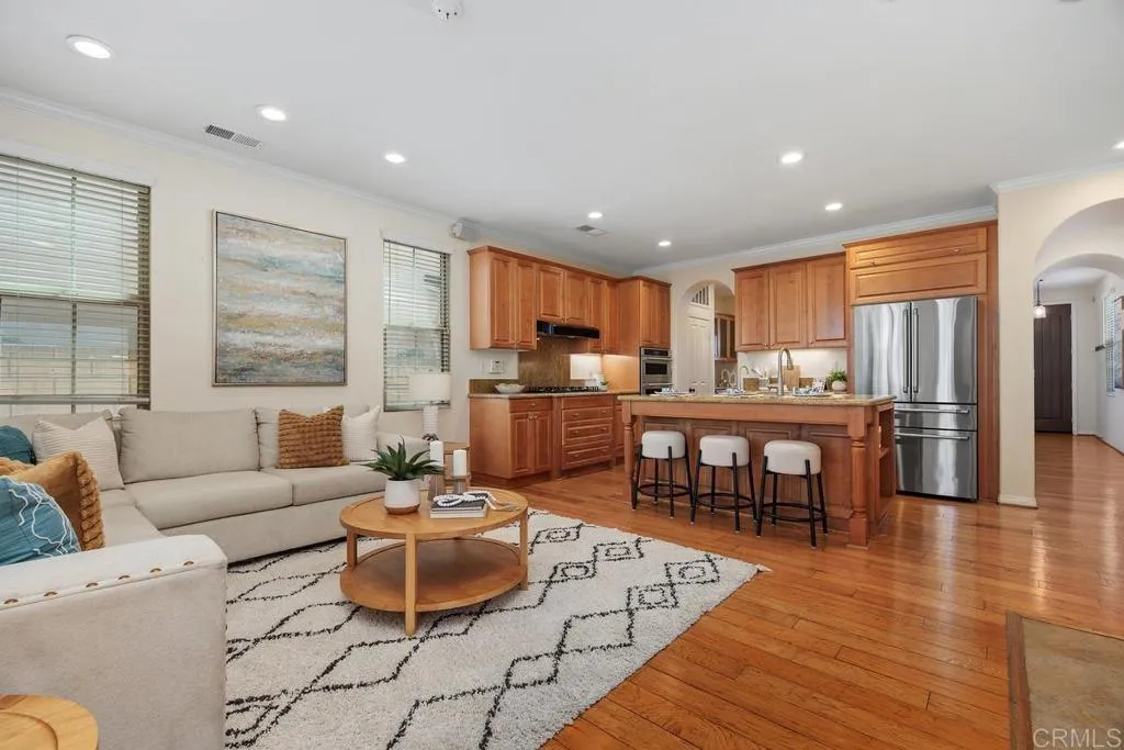 https://cdn.realtyfeed.com/cdn/127/306614228/230a33d3c6c347e99e69564775d982ca.webp