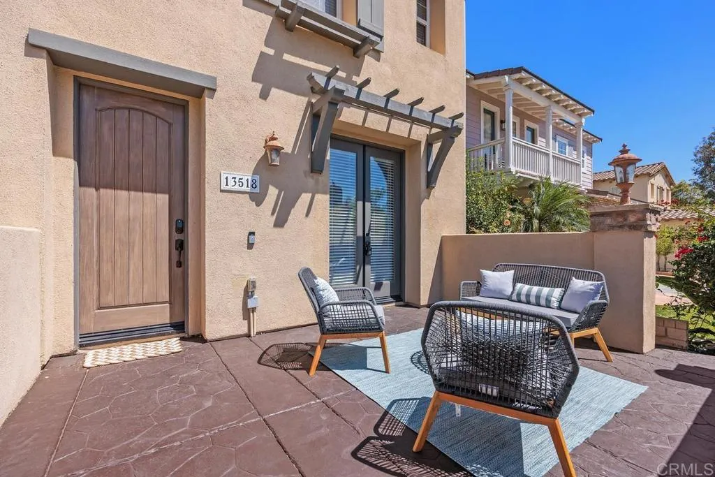 https://cdn.realtyfeed.com/cdn/127/306614228/6c947a8067e5c7fb19f65e523ab5b13d.webp