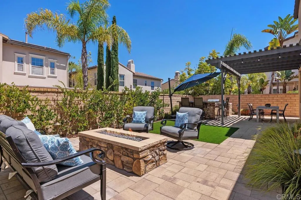 https://cdn.realtyfeed.com/cdn/127/306614228/bbd7bba42fc99361934d3515085b3c54.webp