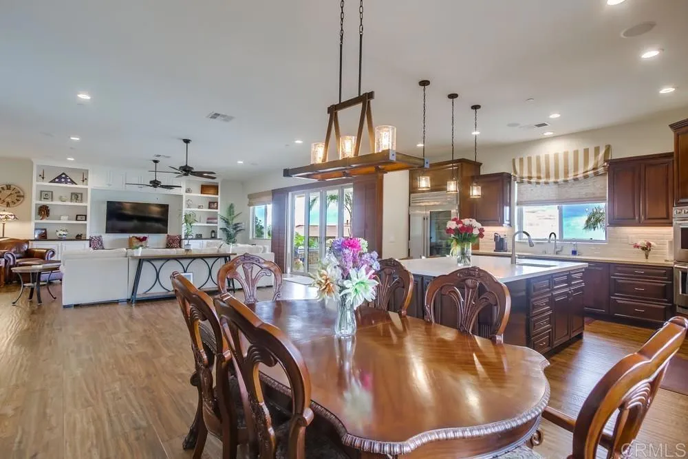 https://cdn.realtyfeed.com/cdn/127/306614229/4ee6647c46d609ba622de6a9c88ac146.webp