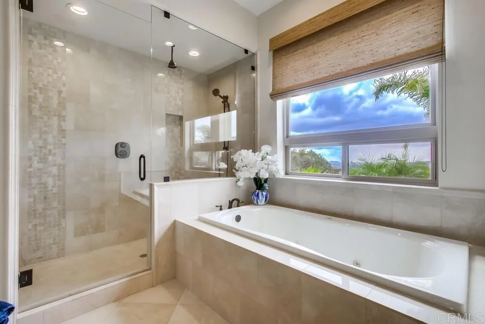 https://cdn.realtyfeed.com/cdn/127/306614229/707adba69ea878b825da58ce51f7d091.webp