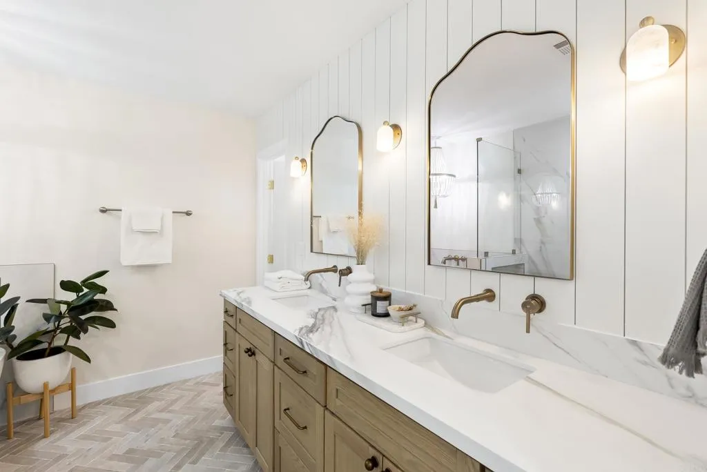 https://cdn.realtyfeed.com/cdn/127/306614247/85821750bd5592fa6d588459b6ff1249.webp