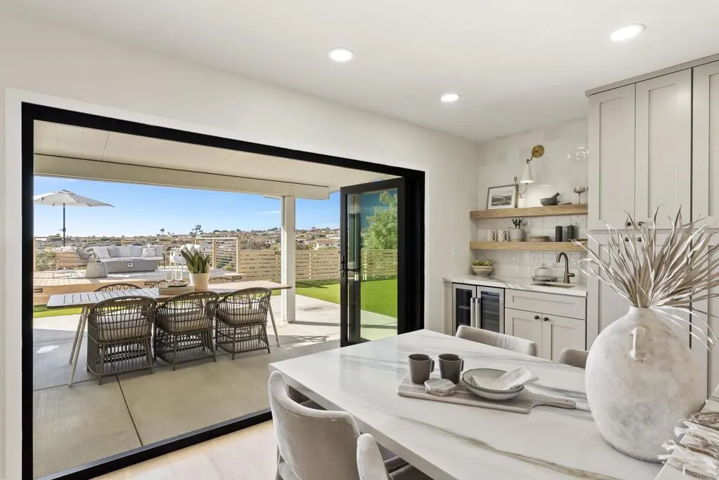 https://cdn.realtyfeed.com/cdn/127/306614247/b26d5a917043850f107c02b91140a1e5.webp