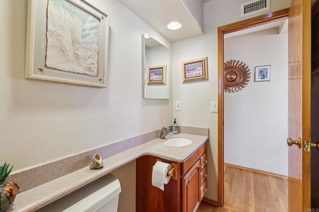 https://cdn.realtyfeed.com/cdn/127/306614253/1e4aacde365aff16e92301fec9ac80c0.webp