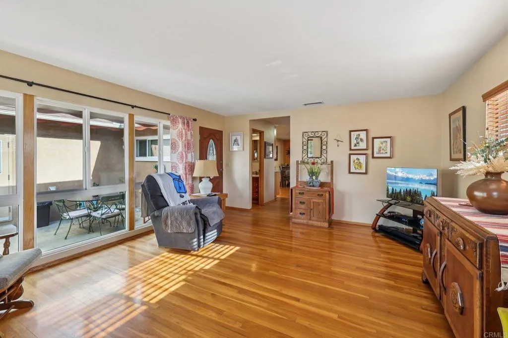 https://cdn.realtyfeed.com/cdn/127/306614253/9ca384487c94e6d6169e116ac0b41c23.webp