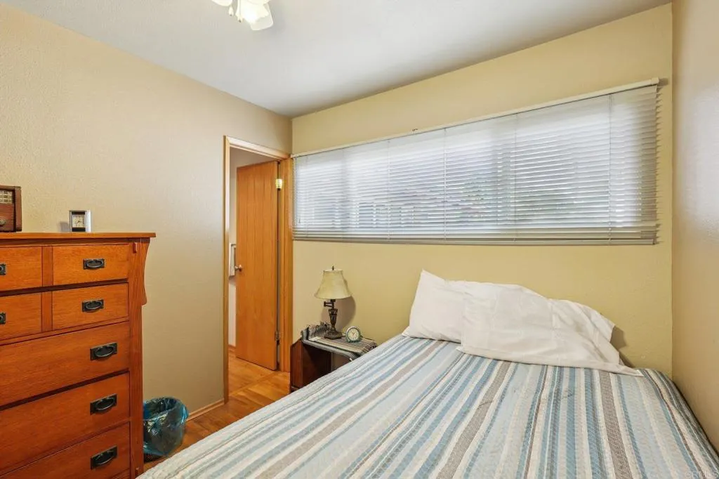 https://cdn.realtyfeed.com/cdn/127/306614253/c051dbaec61a5ba7309e74f06317ad45.webp