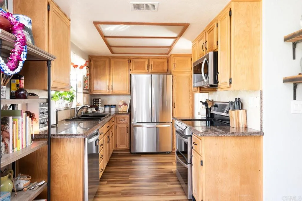 https://cdn.realtyfeed.com/cdn/127/306614257/937f8f1713daa51111e149cb98816483.webp