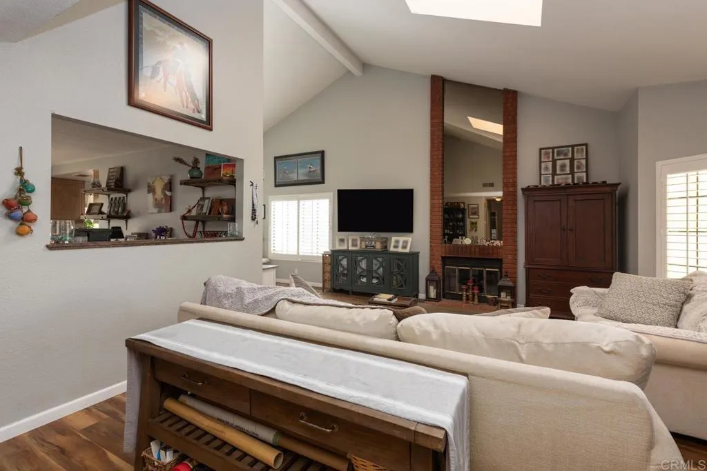 https://cdn.realtyfeed.com/cdn/127/306614257/c40e66e88a6b4349fb6c14d6bb71ef10.webp