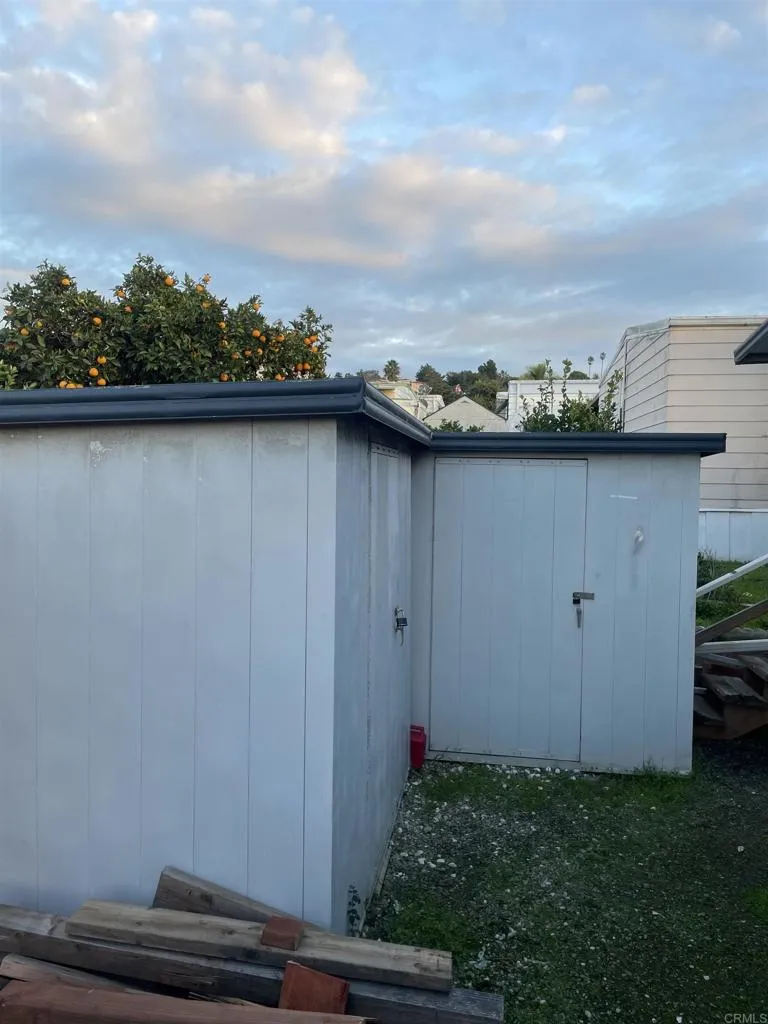 https://cdn.realtyfeed.com/cdn/127/306614298/40e8b0d201889743c93fc255d05a0038.webp