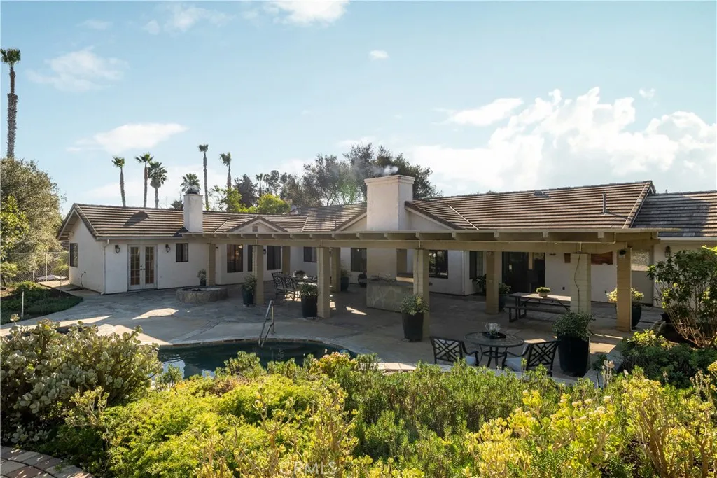 https://cdn.realtyfeed.com/cdn/127/306614315/0392e0bdcc65dbf8c4538008b656a6b5.webp