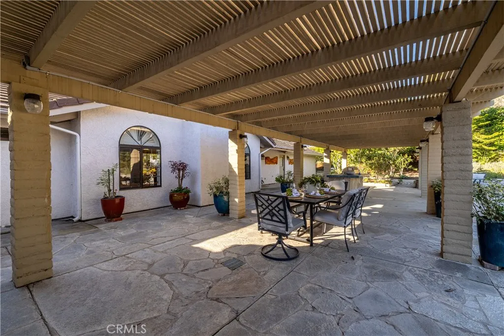 https://cdn.realtyfeed.com/cdn/127/306614315/0bcebdf57e5c917c8c4d315823bf3300.webp