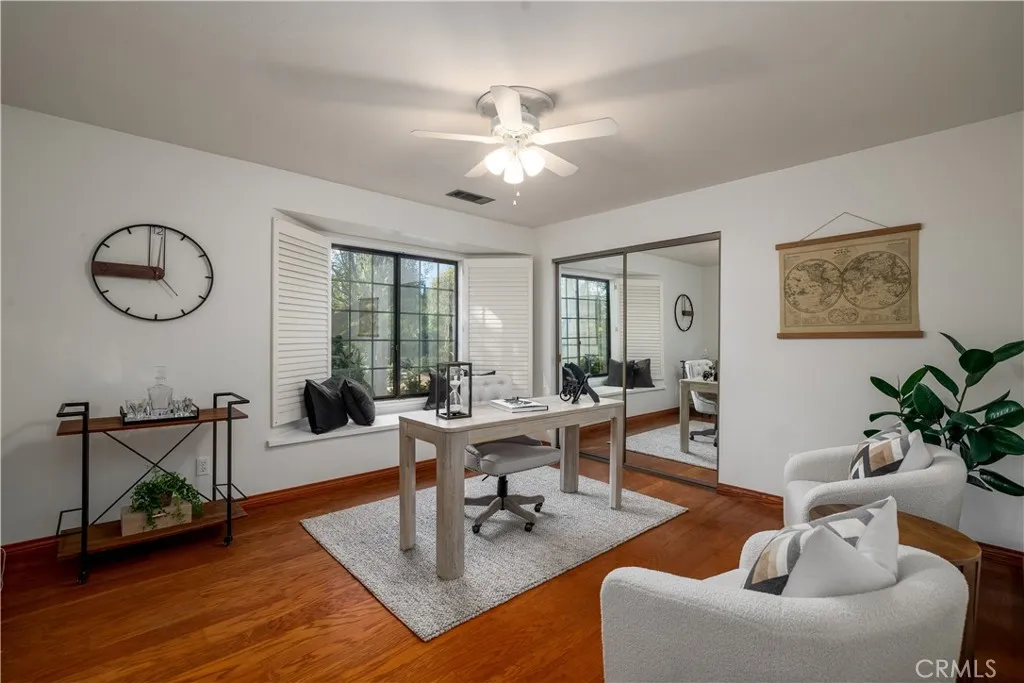 https://cdn.realtyfeed.com/cdn/127/306614315/26e312d3bb599a7ce9bc04931d28c29f.webp