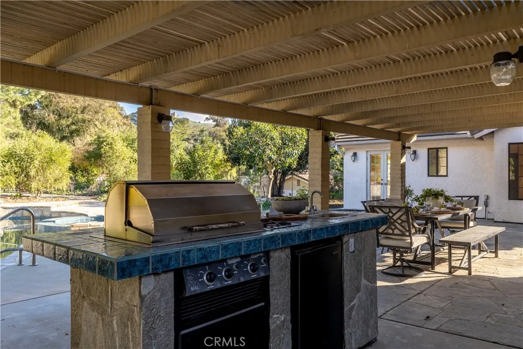 https://cdn.realtyfeed.com/cdn/127/306614315/39d3cebf781476cf642116b90966bd15.webp