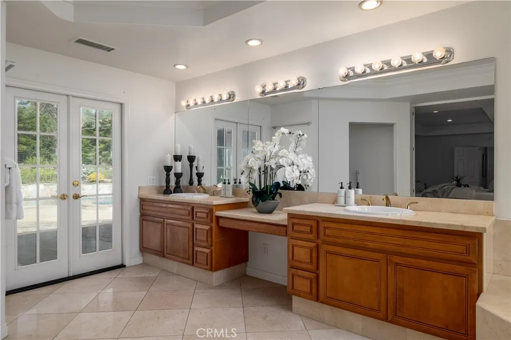 https://cdn.realtyfeed.com/cdn/127/306614315/6087cbcb93e8517ce6f9fe350ea2ede5.webp