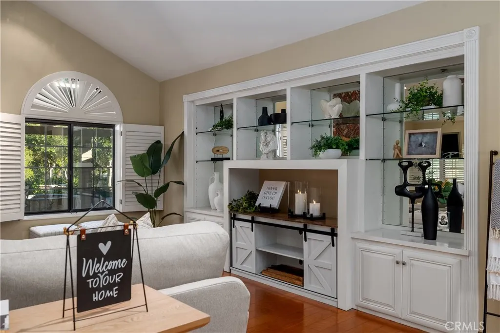 https://cdn.realtyfeed.com/cdn/127/306614315/62ae60274a4a162c92818041217000f4.webp