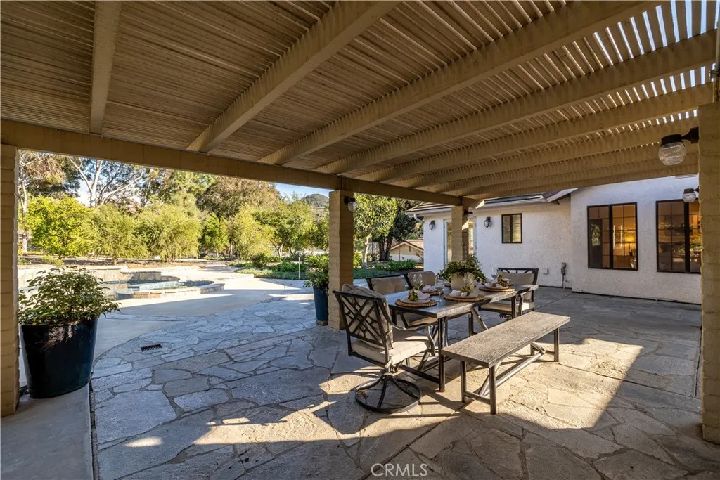 https://cdn.realtyfeed.com/cdn/127/306614315/7c4c872885e050b250b3bac1f7cd3cb2.webp