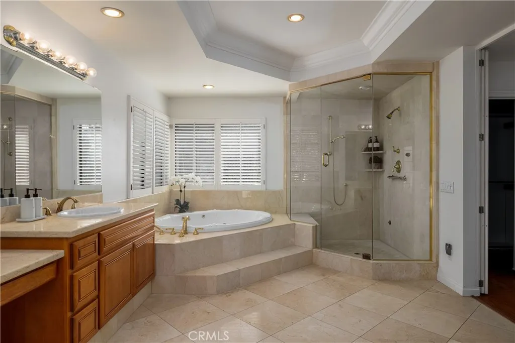 https://cdn.realtyfeed.com/cdn/127/306614315/b260292cc68aa1ea16c4b7311e148a90.webp