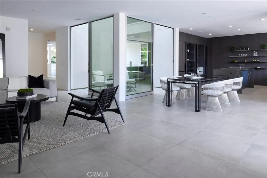 838 N Kings Road Unit 102, West Hollywood, CA 90069 - Photo 3 of 32, West Hollywood, CA