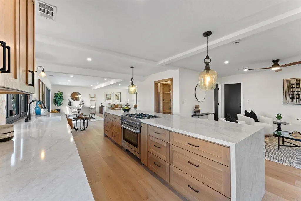 https://cdn.realtyfeed.com/cdn/127/306614361/1f9174cb5984e2c559802421db16ed7f.webp