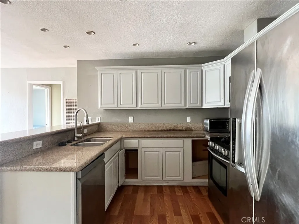 https://cdn.realtyfeed.com/cdn/127/306614388/0eec8a3fb0cf8204a591e8a7ef51bc18.webp