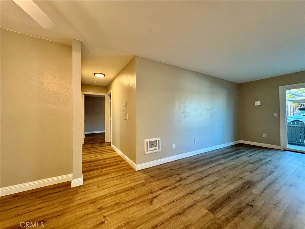 https://cdn.realtyfeed.com/cdn/127/306614421/09cc15845c0d7d7b0b5bc2858f3032d0.webp