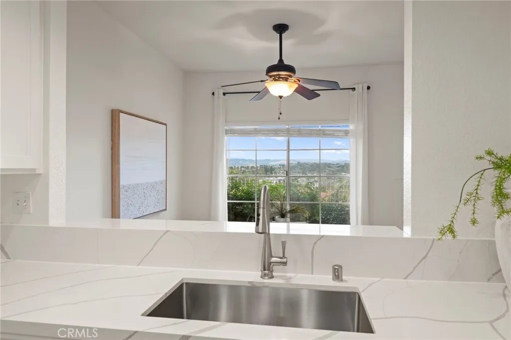 https://cdn.realtyfeed.com/cdn/127/306614437/4f9eee703e4b858ad02db5b43a055156.webp
