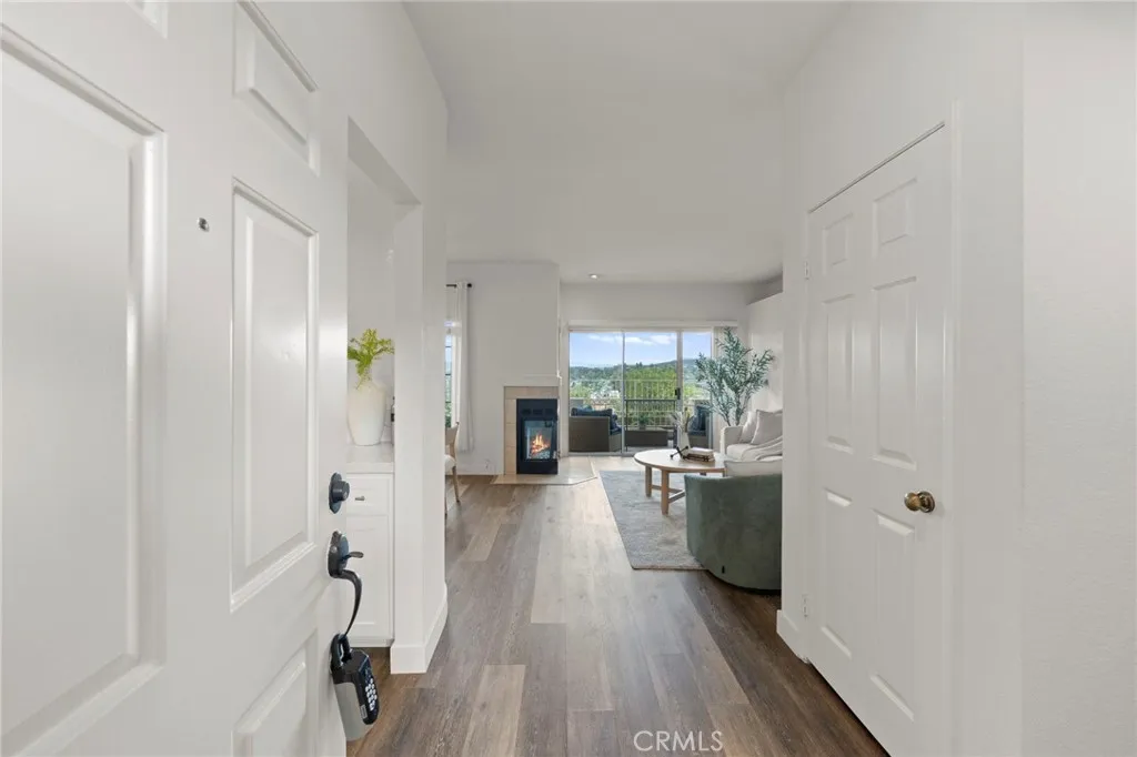 https://cdn.realtyfeed.com/cdn/127/306614437/709d57ed8206127d33363cde08b632a4.webp