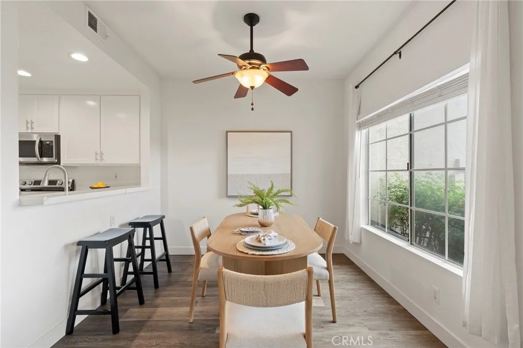 https://cdn.realtyfeed.com/cdn/127/306614437/dd19d7beb3f48d8918d1b69b09c711b6.webp