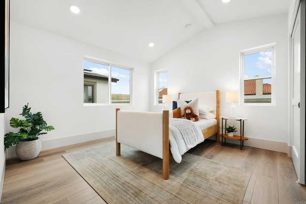 https://cdn.realtyfeed.com/cdn/127/306614441/6a4d4707f518782e24cd2f7197ab4ad5.webp