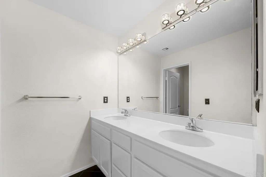 Photo #26: PTP2600192 Listing: Photo #26