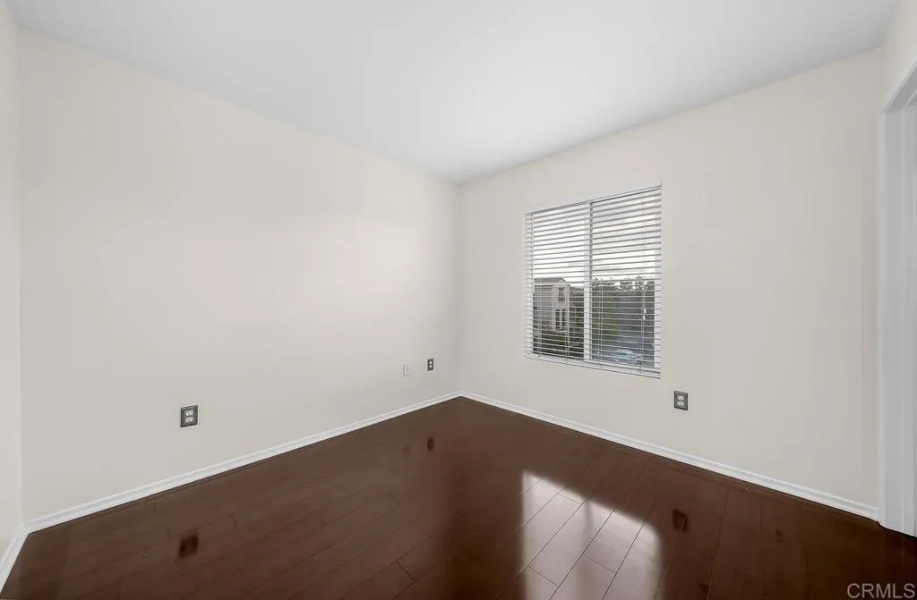 https://cdn.realtyfeed.com/cdn/127/306614536/1009cfb8989e170b689513edbbed3117.webp