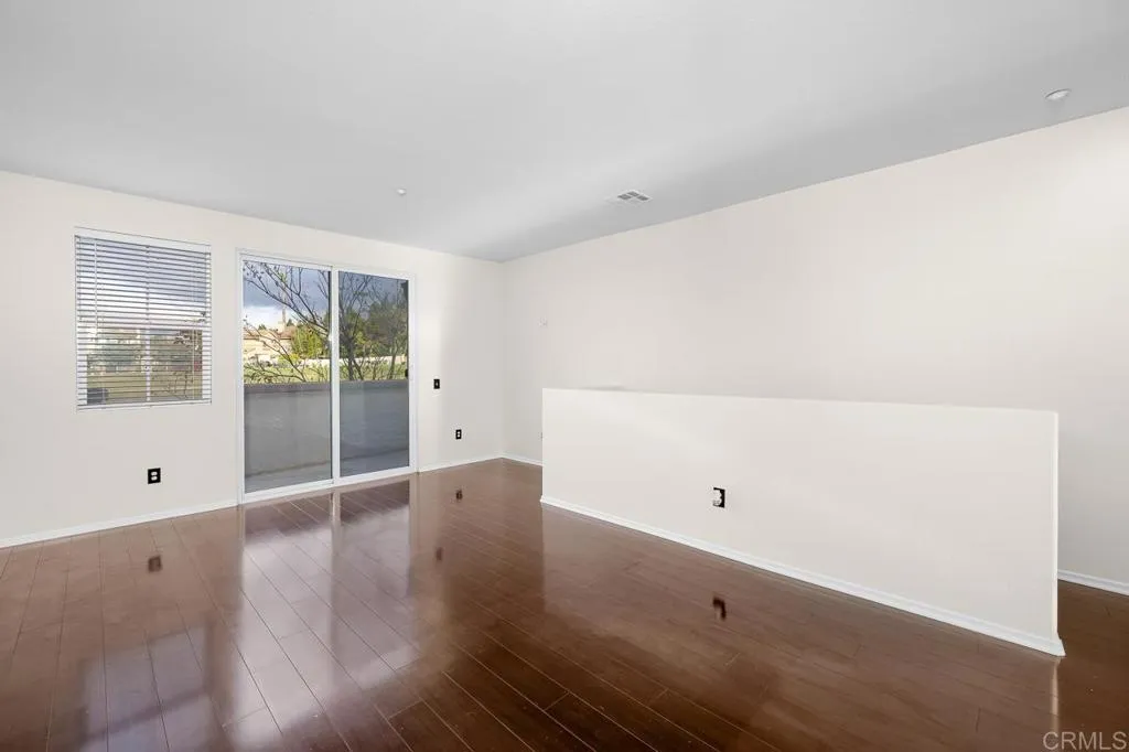 https://cdn.realtyfeed.com/cdn/127/306614536/5d380fb06c70128c6e2d9d285274aab4.webp