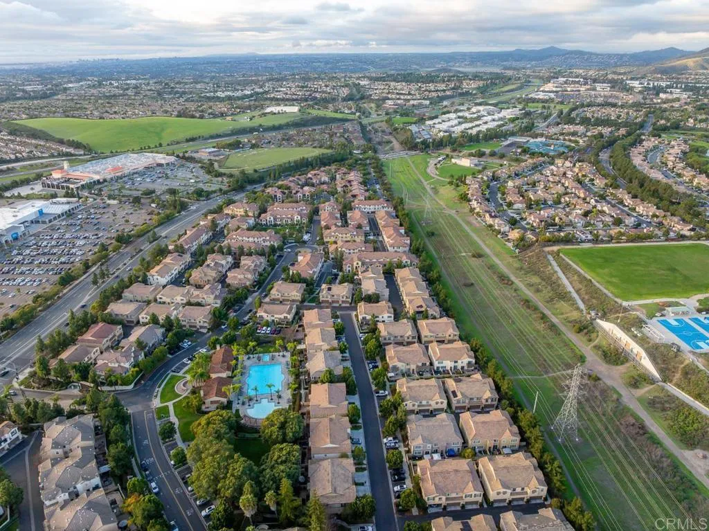 https://cdn.realtyfeed.com/cdn/127/306614536/6dfcc8d153a71c7e1129c98c691f06c7.webp